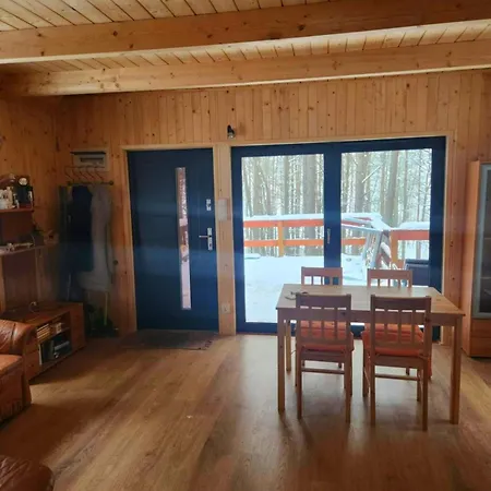 W Lesie Przy Jeziorze Casa de Férias *