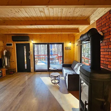 W Lesie Przy Jeziorze Holiday home
