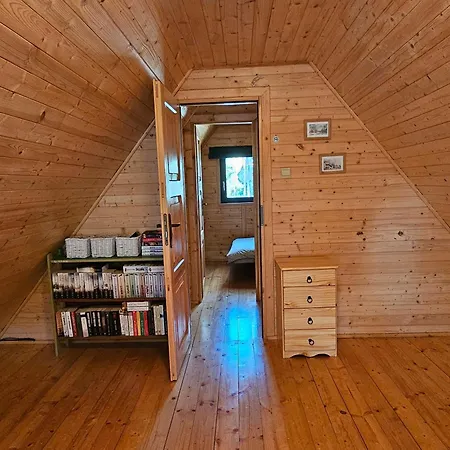 W Lesie Przy Jeziorze Holiday home *